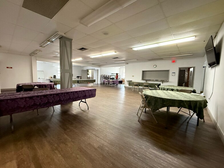 More Photos Of 37511 Church Ave, Dade City Religious Facility For Sale