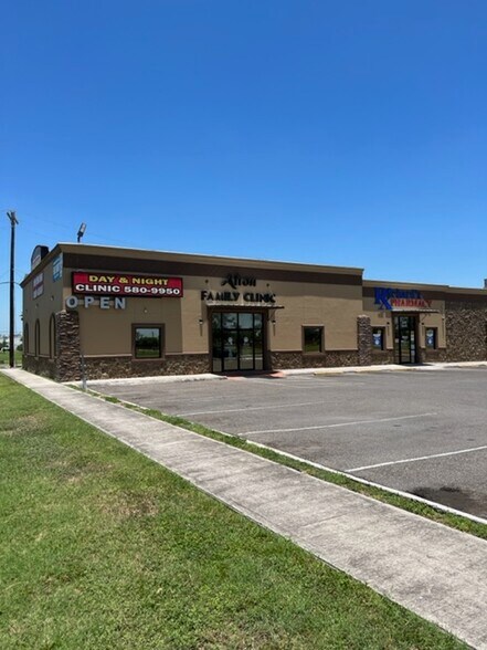 More Photos Of 3509 E Main Ave, Alton Medical For Sale