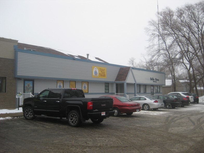 More Photos Of 25 Red River Ave N, Cold Spring Coworking Space