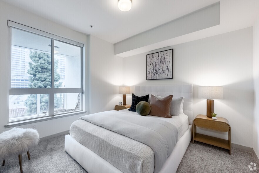 More Photos Of 1200 S Grand Ave, Los Angeles Apartments For Lease