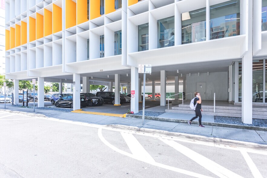 More Photos Of 2125 Biscayne Blvd, Miami Coworking Space