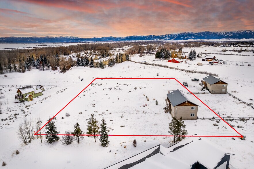 More Photos Of 200 Aspen Meadows Rd, Driggs Apartments For Sale
