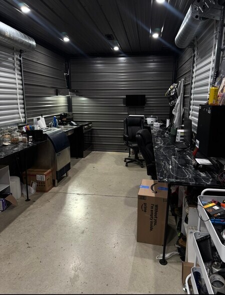 More Photos Of 2635 Campbellsville Rd, Greensburg Sports And Entertainment For Sale