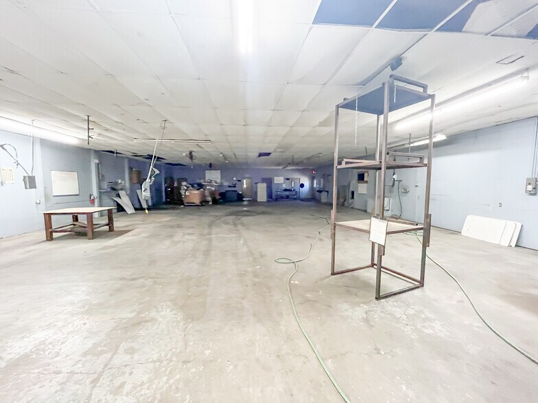 More Photos Of 8630 Storey Rd, Belding Industrial For Sale