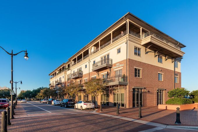 Primary Photo Of 850 S Palafox St, Pensacola Apartments For Lease