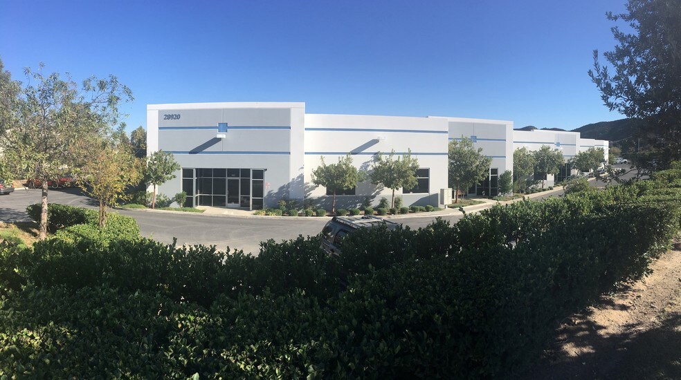 More Photos Of 28920 Avenue Penn, Valencia Warehouse For Lease