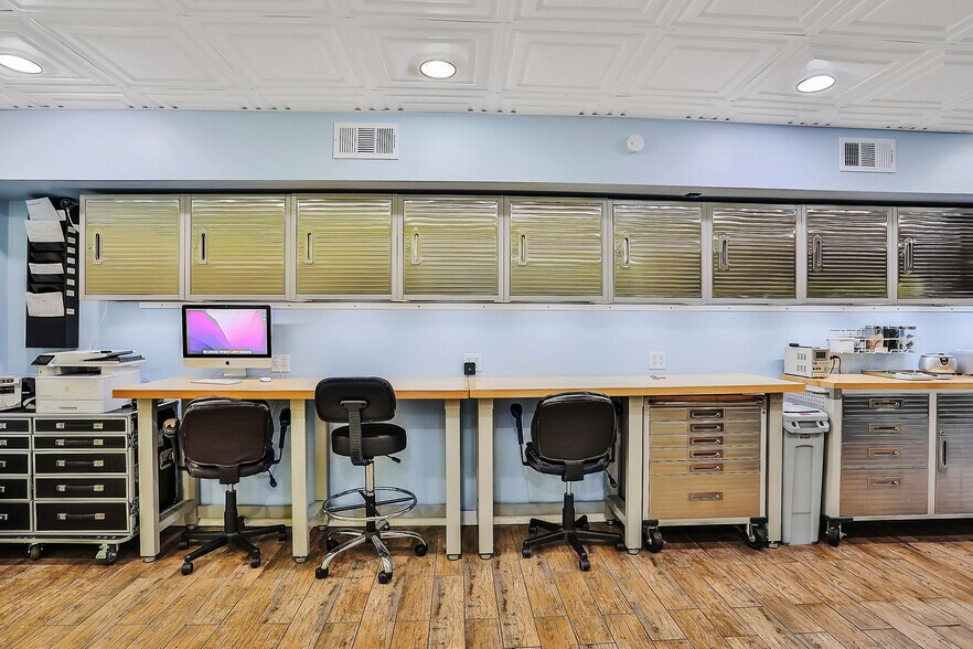 More Photos Of 416-424 3rd St S, Jacksonville Beach Loft Creative Space For Lease