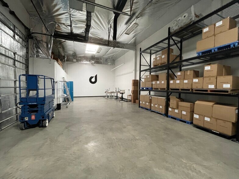 More Photos Of 500 Howland St, Redwood City Warehouse For Lease