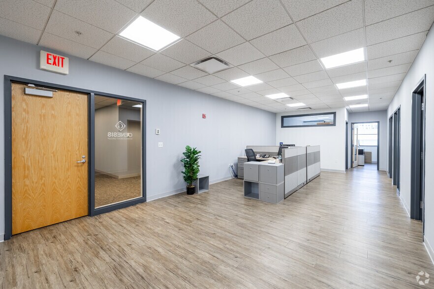 More Photos Of 5-11 Drydock Ave, Boston Office For Lease