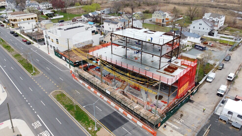 More Photos Of 829 Father Capodanno Blvd, Staten Island Office For Sale