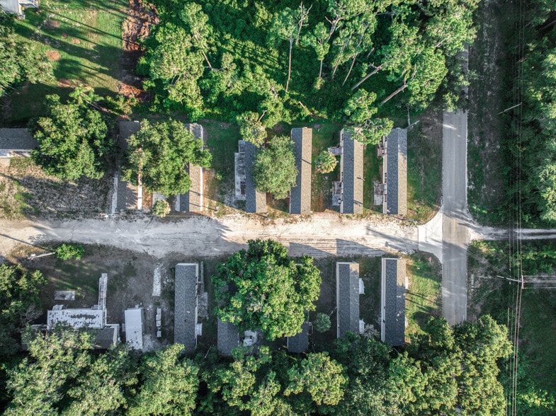 More Photos Of 44 Crawford Dr, Lake Placid Manufactured Housing Mobile Home Park For Sale