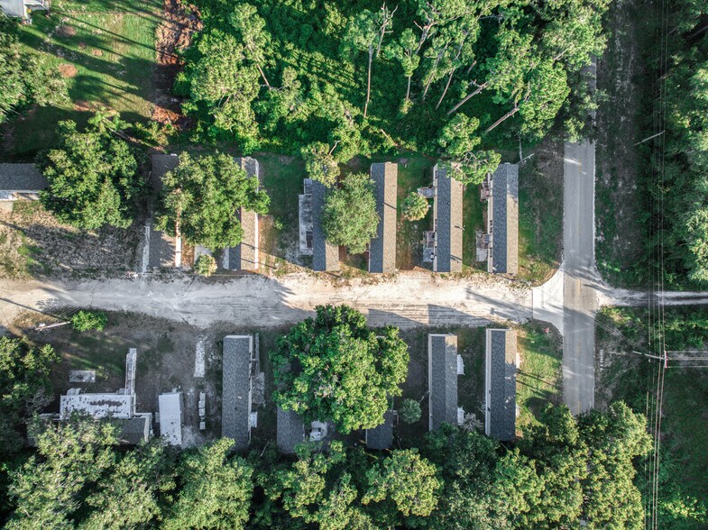 More Photos Of 44 Crawford Dr, Lake Placid Manufactured Housing Mobile Home Park For Sale