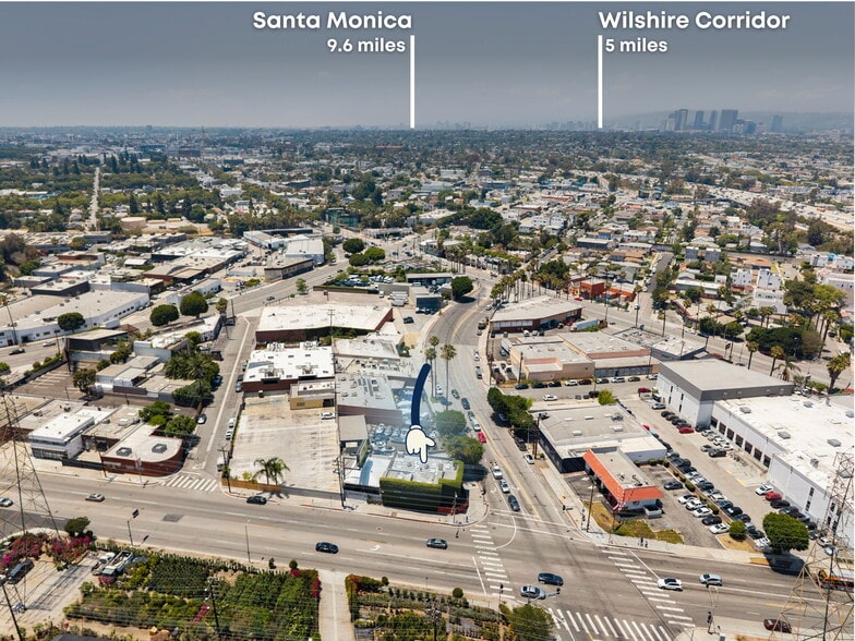 More Photos Of 5830 Adams Blvd, Culver City Showroom For Sale