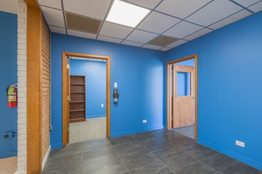 More Photos Of 807 Hudson Ln, Monroe Office For Sale