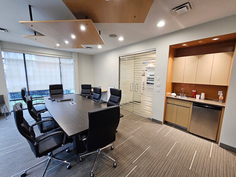 More Photos Of 1515 Broadway St, Port Coquitlam Warehouse For Sale