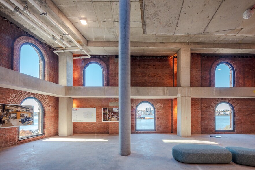 More Photos Of 271 11th Ave, New York Office For Lease
