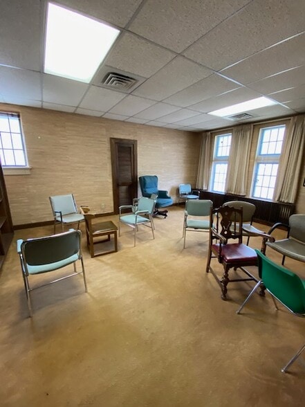 More Photos Of 1001 Harvard Blvd, Dayton Religious Facility For Sale