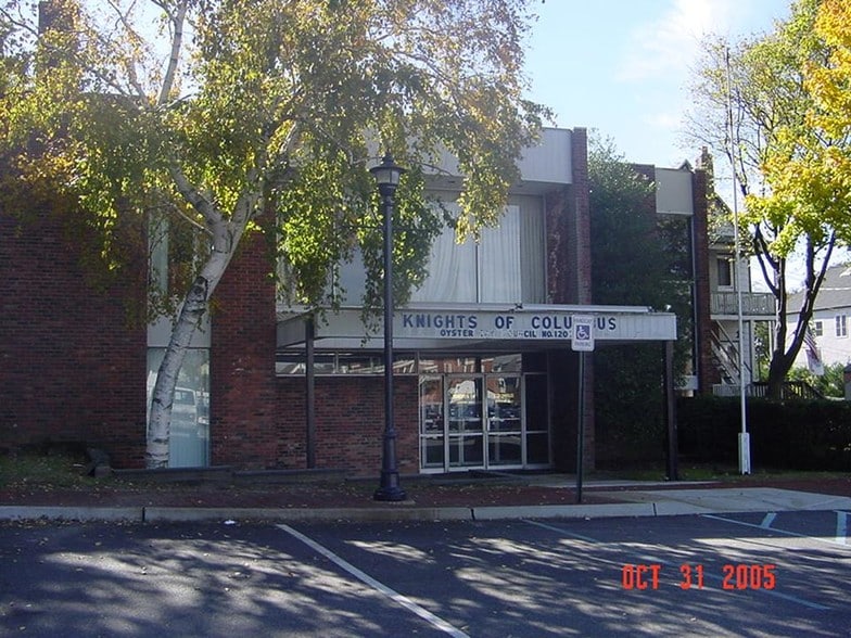 More Photos Of 41 Summit St, Oyster Bay Flex For Sale