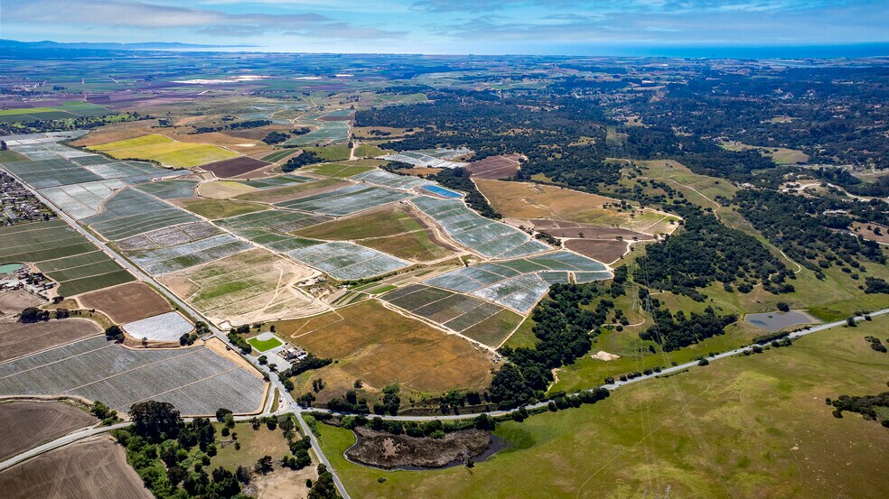 More Photos Of 975 San Juan Grade Rd, Salinas Land For Sale