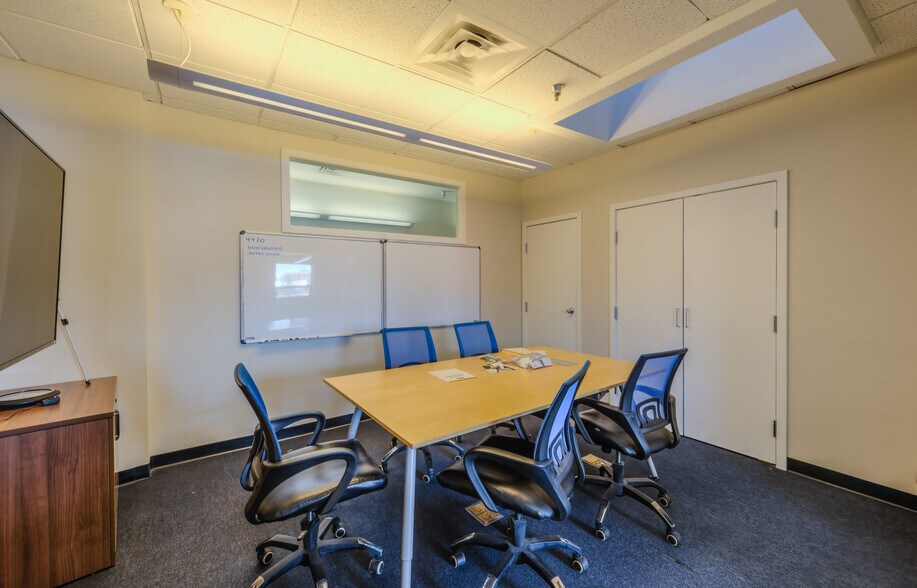 More Photos Of 1729 15th St, Boulder Office For Lease