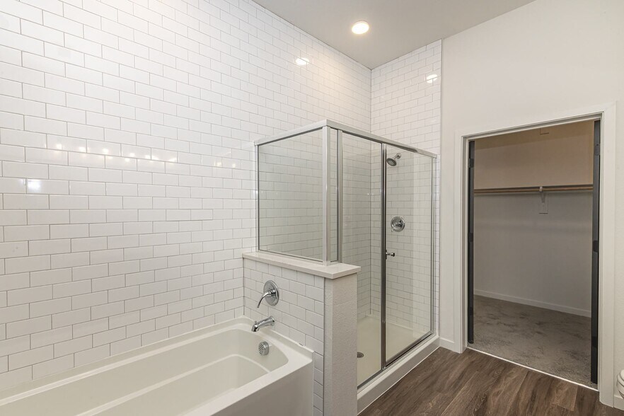 More Photos Of 270 E Flatiron Crossing Dr, Broomfield Apartments For Lease