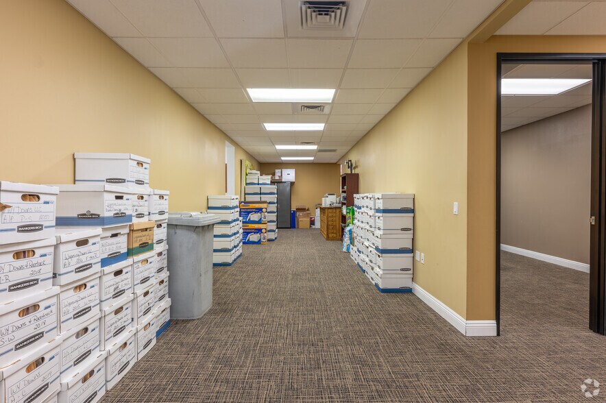 More Photos Of 2905 Lake East Dr, Las Vegas Office For Lease