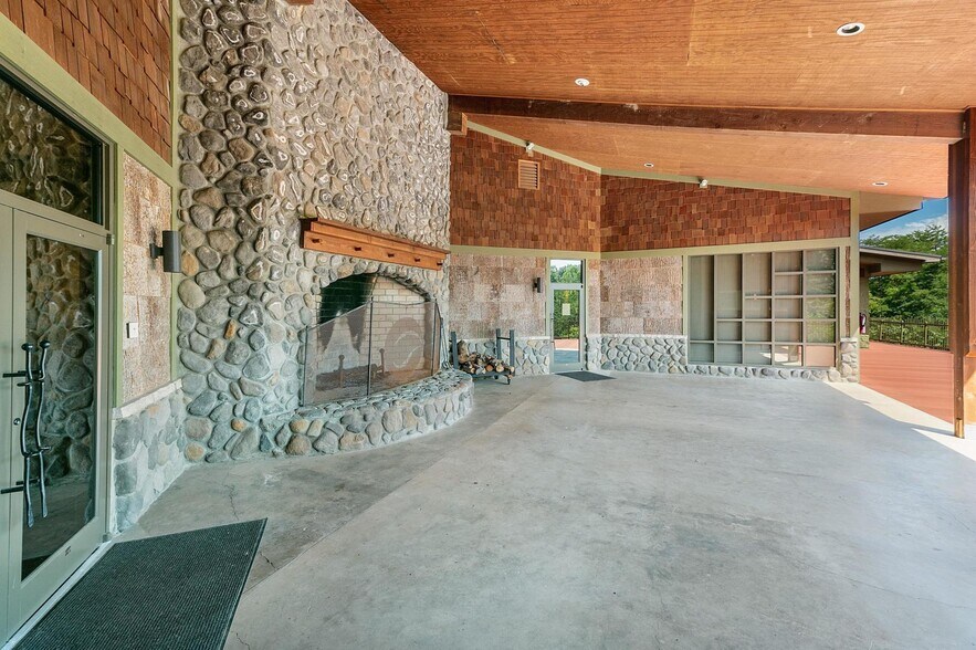 More Photos Of 1128 Saratoga Rd, Kingsport Lodge Meeting Hall For Sale
