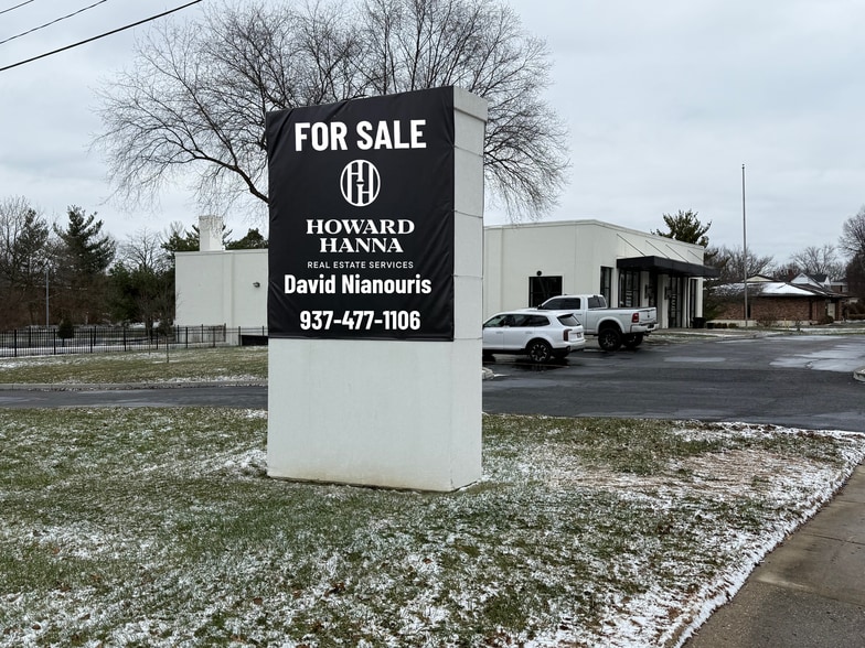 More Photos Of 1922 S Smithville Rd, Dayton Freestanding For Sale