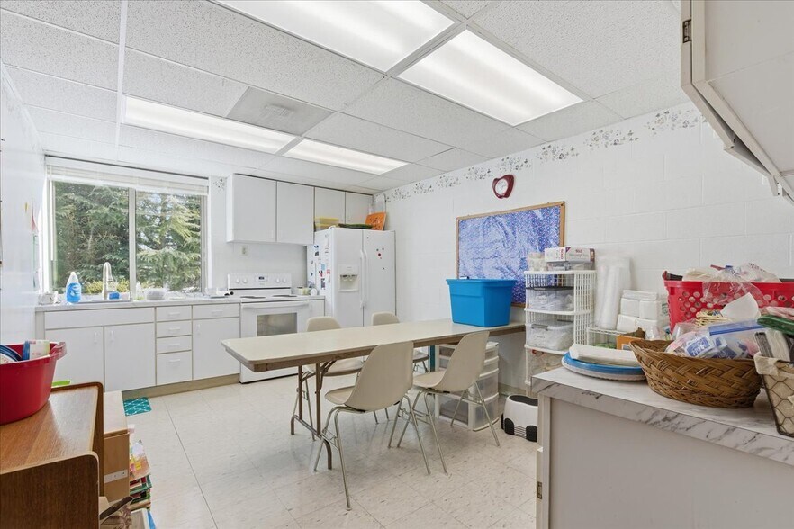 More Photos Of 2330 Mount Hebron Dr, Ellicott City Schools For Lease