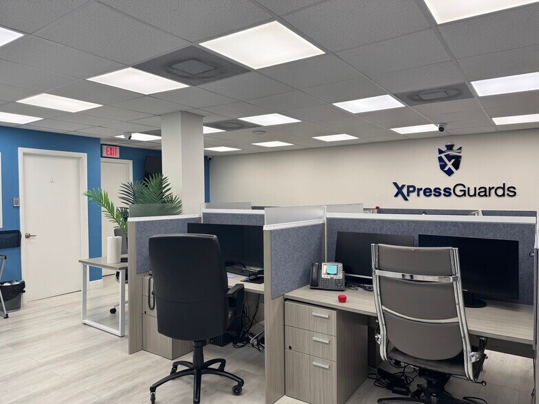 More Photos Of 2200-2208 SW 59th Ave, West Park Warehouse For Sale