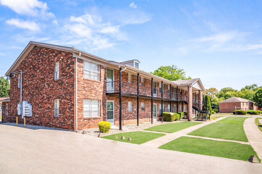 Primary Photo Of 3146 Commander Dr, Louisville Apartments For Sale