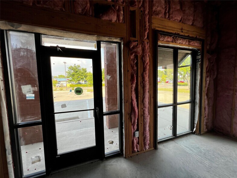 More Photos Of 3615 N Belt Line Rd, Sunnyvale Storefront Retail Office For Lease