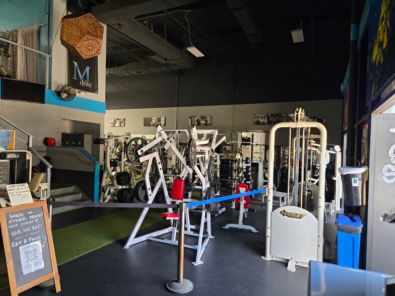 More Photos Of 300 Ohukai Rd, Kihei Light Manufacturing For Lease