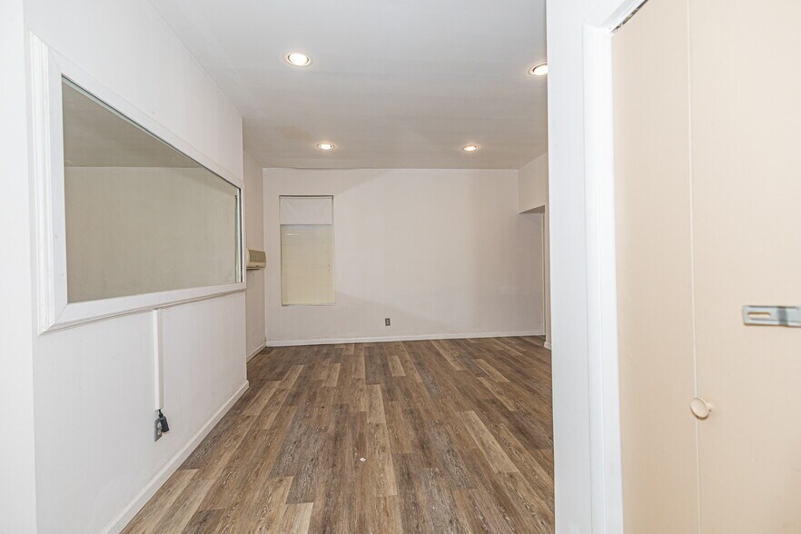 More Photos Of 215 High St, Mount Holly Office Residential For Lease