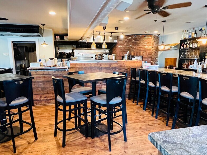 More Photos Of 75 Davis Straits, Falmouth Restaurant For Lease