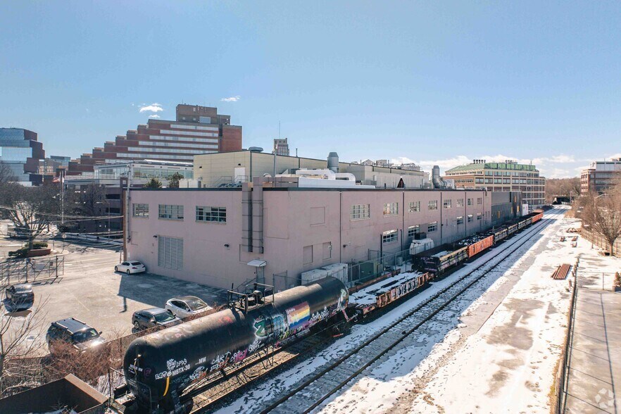 More Photos Of 325 Vassar St, Cambridge Research And Development For Lease