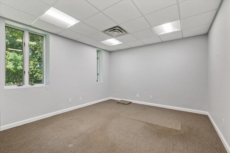More Photos Of 159 Us Highway 46, Rockaway Office For Lease
