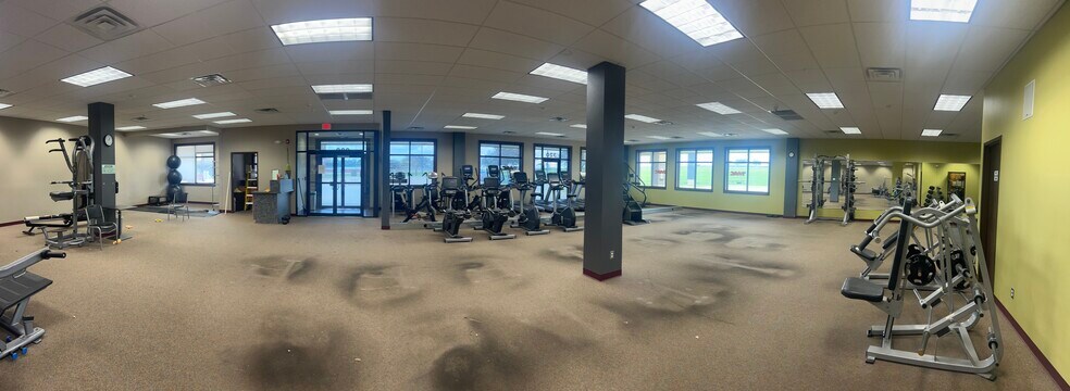 More Photos Of 320-326 80th Street Ct, Fairfax Unknown For Lease
