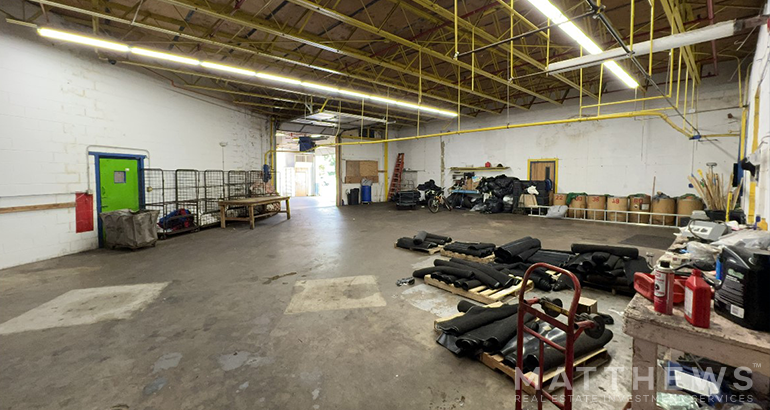 Primary Photo Of 562 S River St, Aurora Manufacturing For Lease