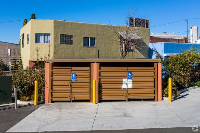 More Photos Of Foothill Blvd, Oakland Unknown For Lease