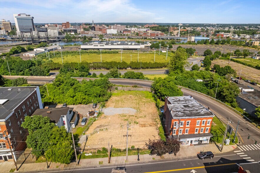 More Photos Of 439-449 E Main St, Bridgeport Land For Sale