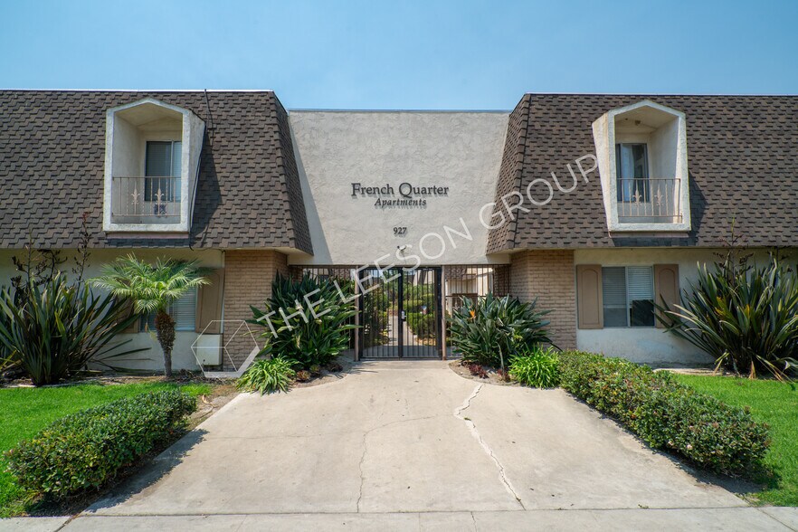 More Photos Of 927 S Webster Ave, Anaheim Apartments For Sale