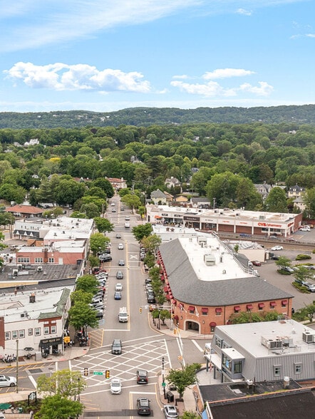 More Photos Of 201 Rock Rd, Glen Rock Office For Lease