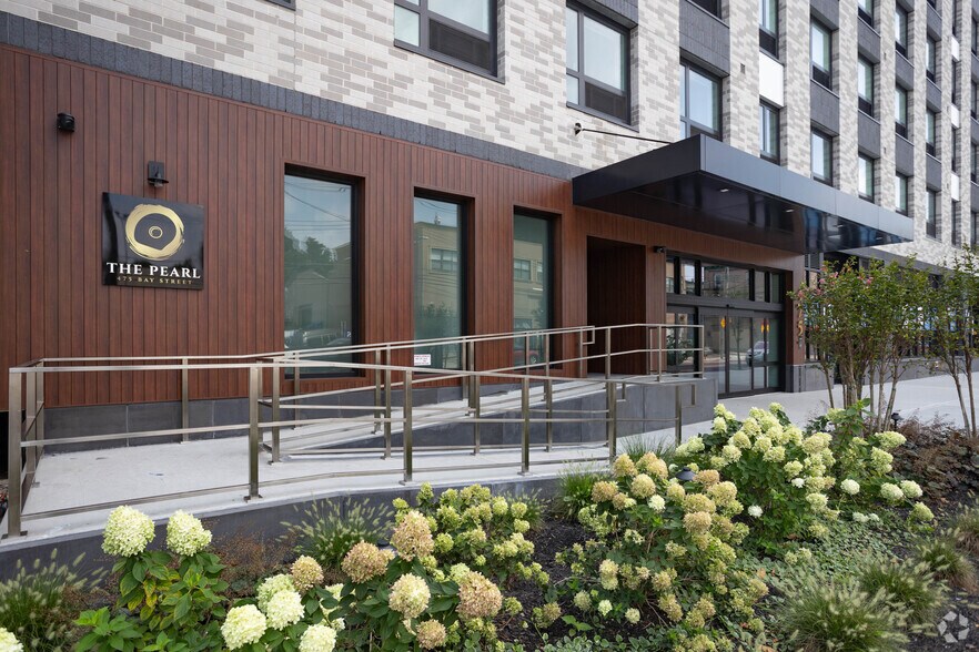 More Photos Of 475 Bay St, Staten Island Apartments For Lease