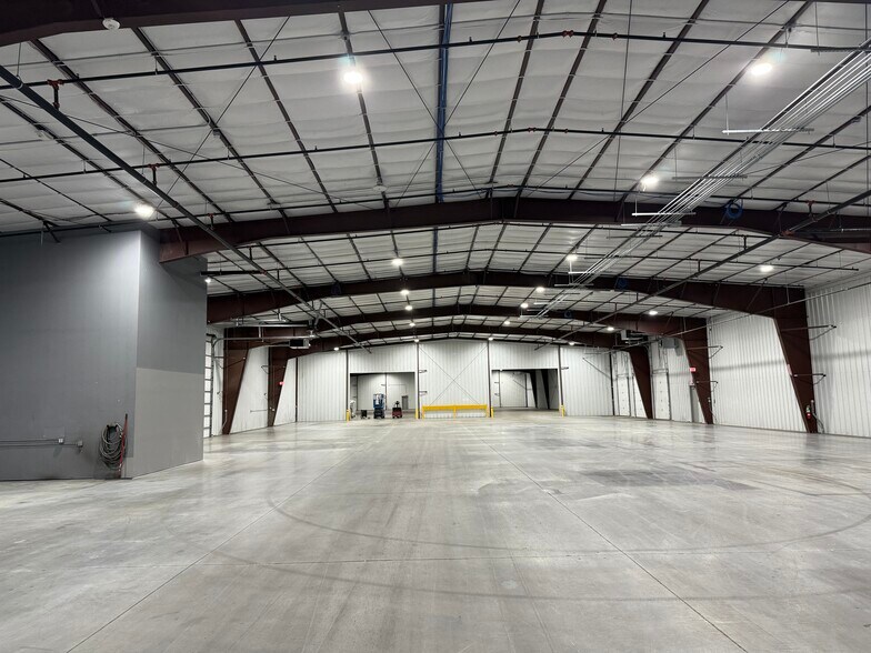 More Photos Of 3530 Marnie Ave, Waterloo Industrial For Sale
