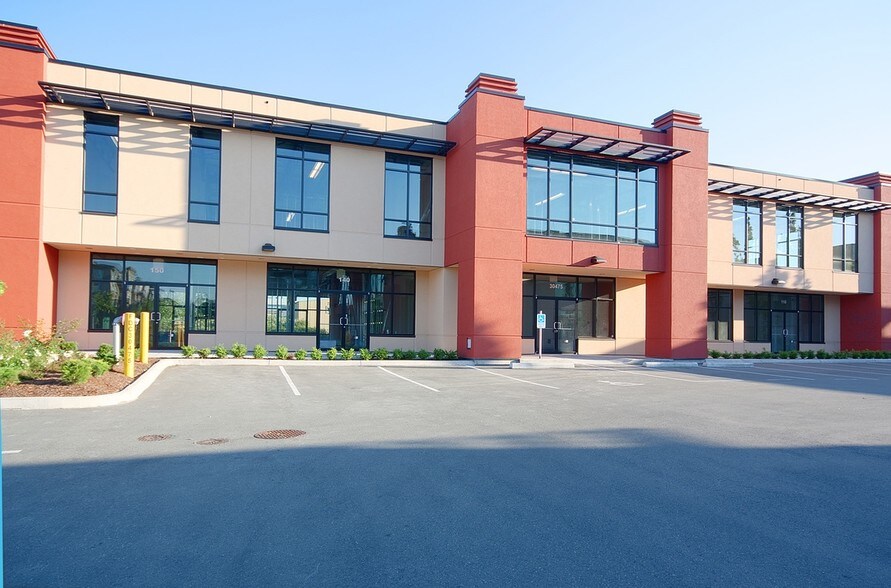 More Photos Of 30475 Cardinal Ave, Abbotsford Office For Sale