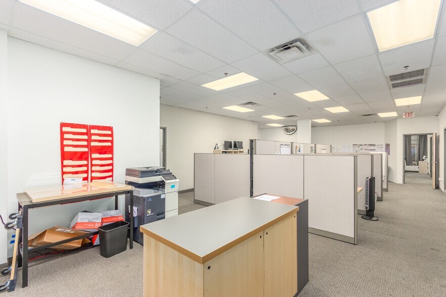 More Photos Of 2075 S Cottonwood Dr, Tempe Medical For Lease