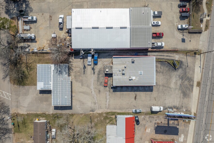 More Photos Of 1612 N Frazier St, Conroe Fast Food For Sale