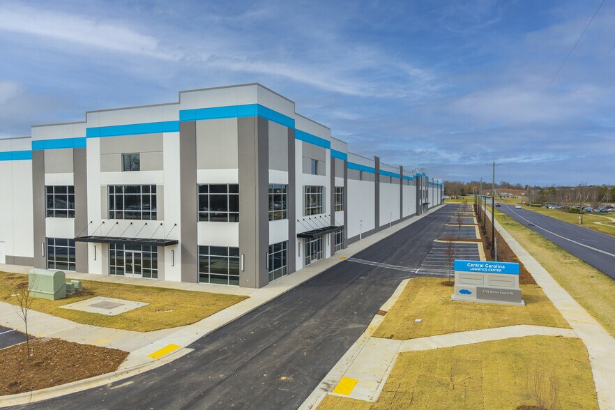 More Photos Of 1736 Whites Kennel Rd, Burlington Manufacturing For Lease