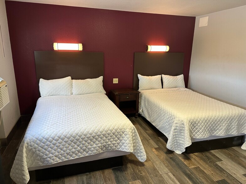 More Photos Of 3140 Kaylor Park dr, Harrisonburg Hotel For Sale